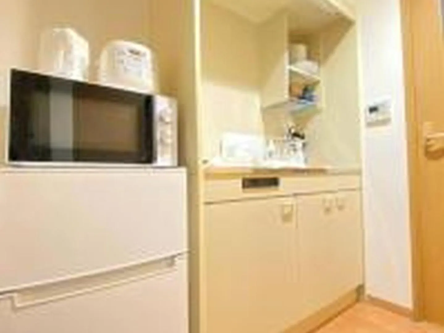コンフィデンスロン402 Daire Osaka Japonya